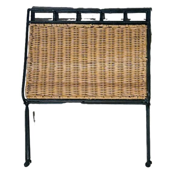 Unique Vintage Charm Mid-Century Tan Rattan & Green Metal Magazine Rack Folding - Picture 2 of 4